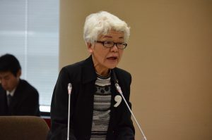 予算特別委員会、部局別審査始まる　企画財政部・前原県議