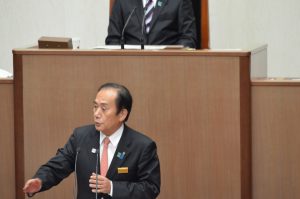 知事、生活保護受給者窮状に背を向けるー２月定例会・村岡県議一般質問②