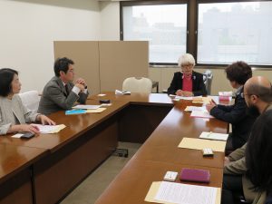 朝鮮学校への補助金支給再開求める「有志の会」と懇談