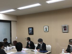 教育の内容にも影響を及ぼしている特別支援学校の教室不足の解決をー教室不足を考える会と懇談