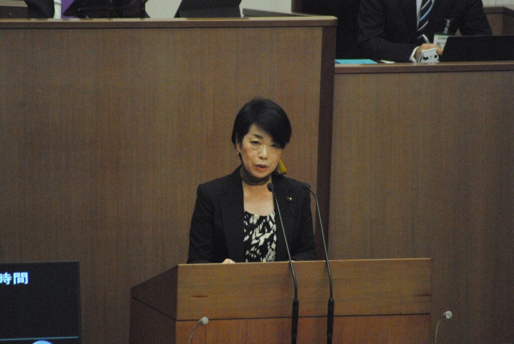 下水道維持負担金引き上げなどに反対ー城下のり子県議討論