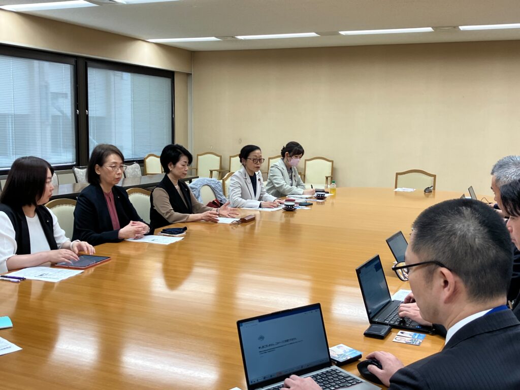 食肉中央卸売市場・と畜場廃止問題解決のために県の支援を