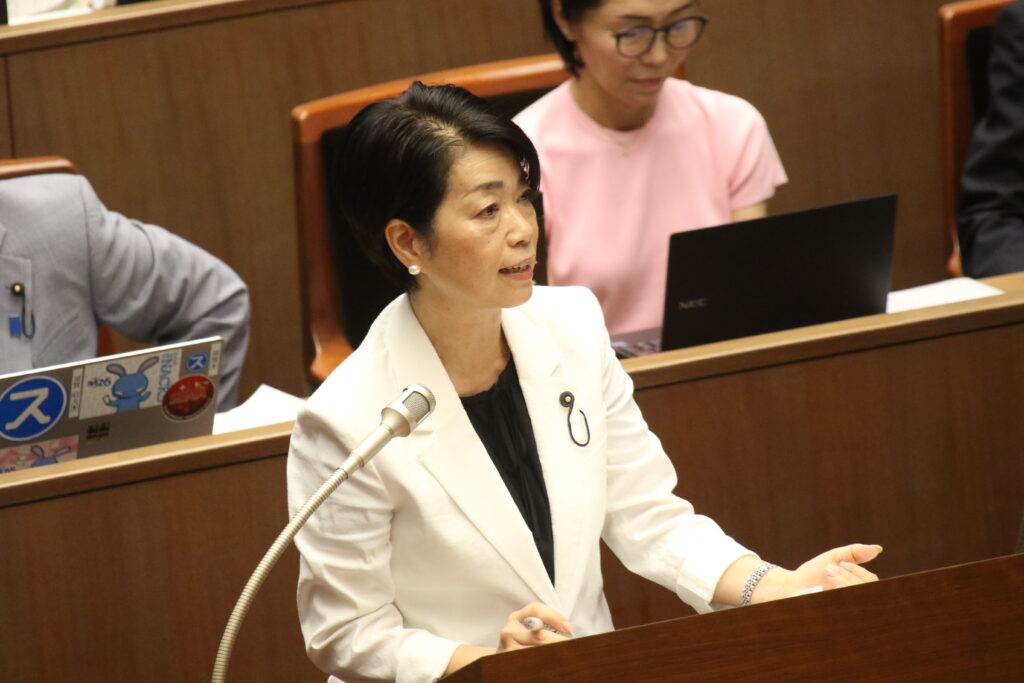 無料低額宿泊所に送られる女性ホームレス-困難を抱える女性支援の強化を