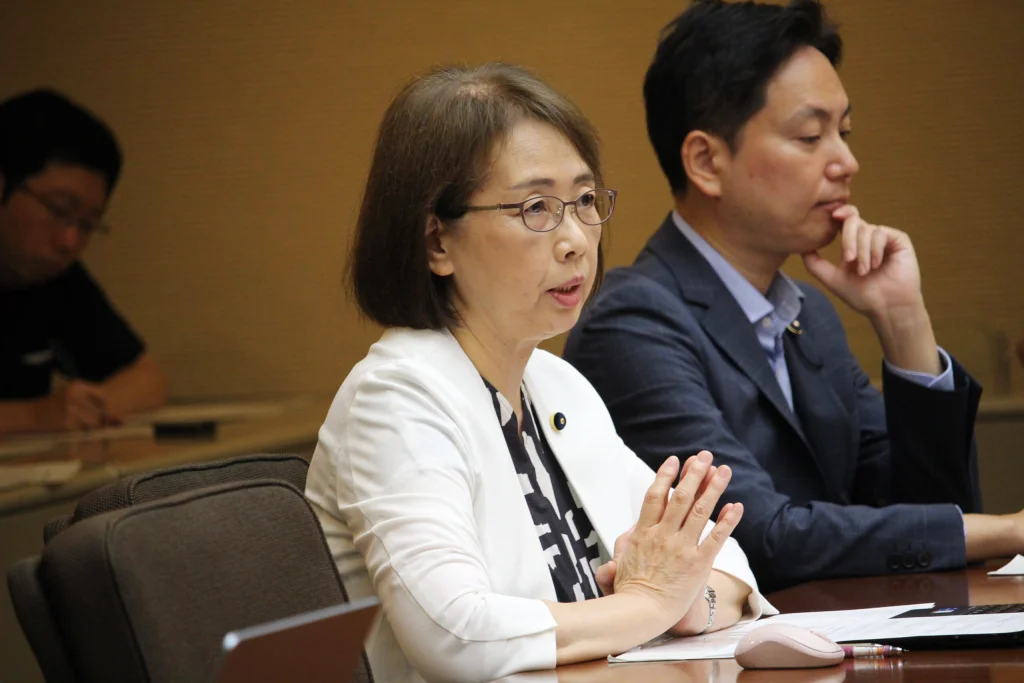 議運が「学校の傍聴に係る政治的中立性を確認」?
