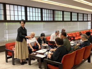 米軍や自衛隊機のトラブルや事故についてはっきりものをいうべき―平和委員会と県との懇談